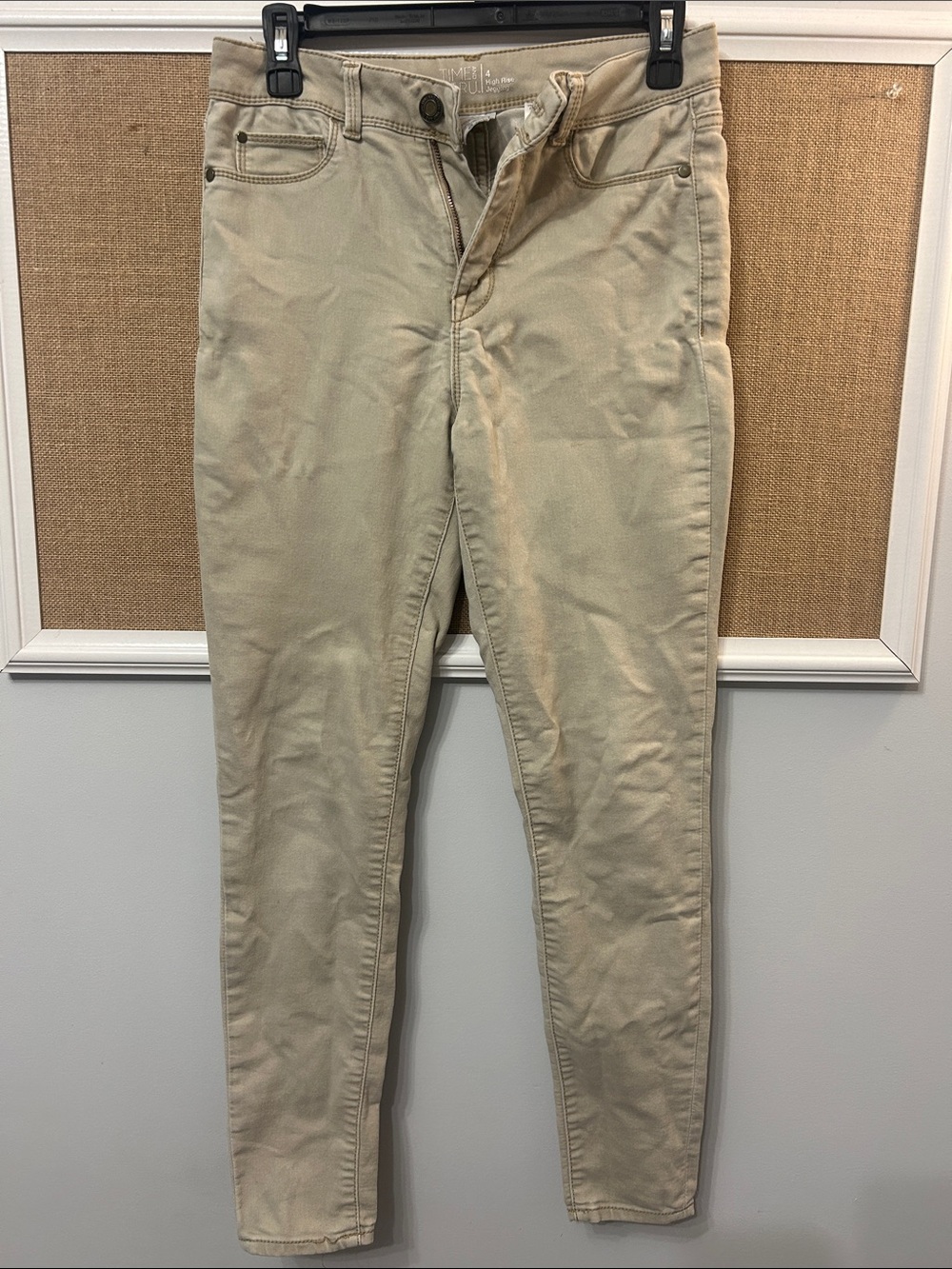 Time and Tru Men's Skinny Jeans in Khaki